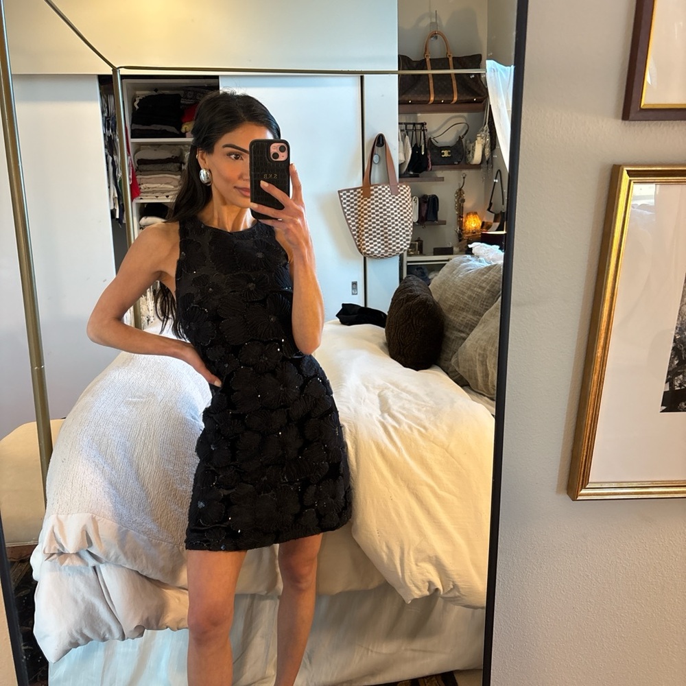 Zara textured flower sequin mini dress✨